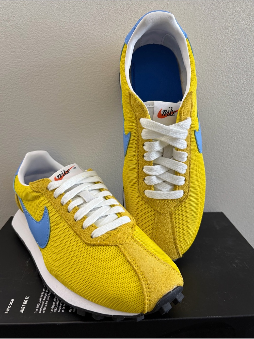 Women's Size 8.5 Nike LD-1000 Sneaker HF3227 700 Nylon Yellow Blue - Picture 6 of 9